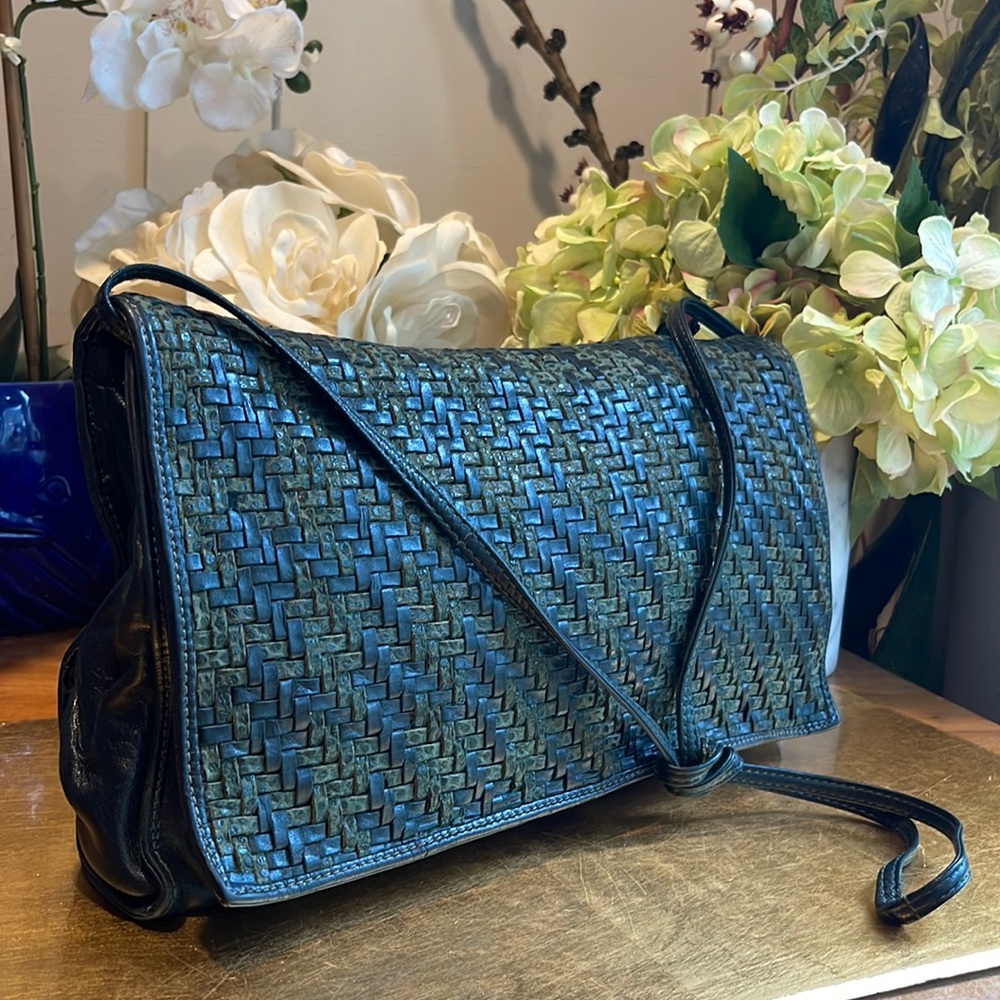 Desmo Italy Large Woven Leather Houndstooth Crossbody in Green Leather